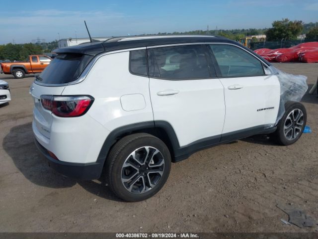 3C4NJDCB9NT146494 Jeep Compass Limited 4x4