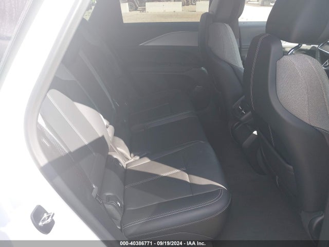 2024 CADILLAC LYRIQ 1GYKPMRL1RZ104220 Photo 7