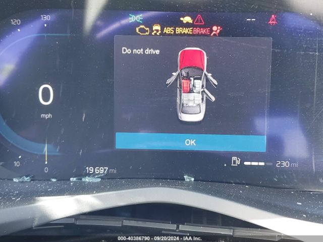 7JRL12TL1RG301037 Volvo S60 B5 Plus Dark Theme