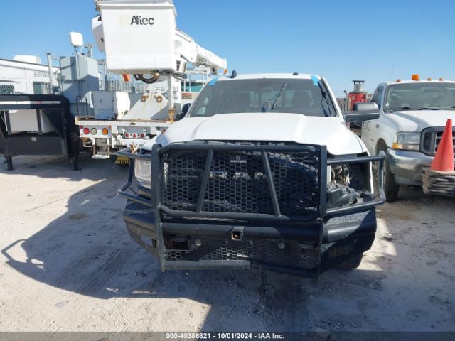 3C6UR5HJ5NG251513 RAM 2500 Tradesman  4x4 8' Box