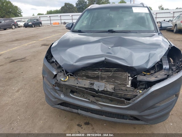 Hyundai Tucson Sel Plus 2018 KM8J33A48JU710106 Image 12