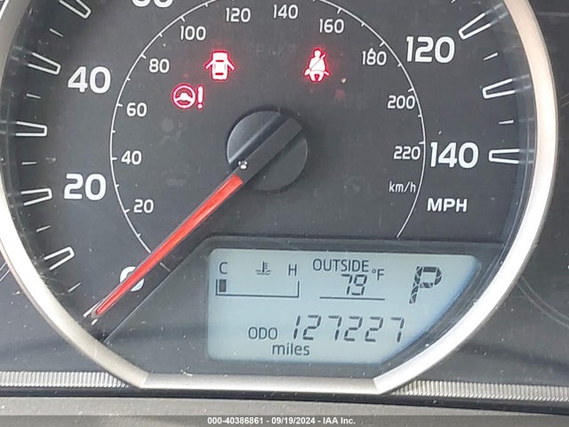 Toyota RAV4 LE 2015 JTMBFREV0FD155116 Image 15