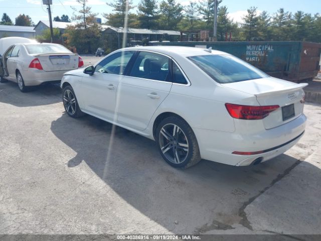 2017 AUDI A4 WAUENAF47HN033578 Photo 2