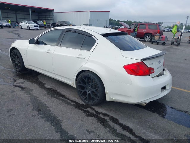 Infiniti Q40 2015 JN1CV6AP1FM501304 Image 3