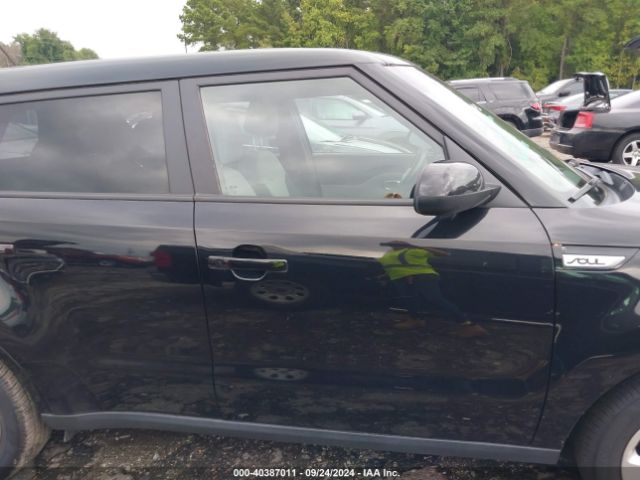 KNDJN2A27K7674013 KIA Soul