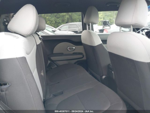 KNDJN2A27K7674013 KIA Soul