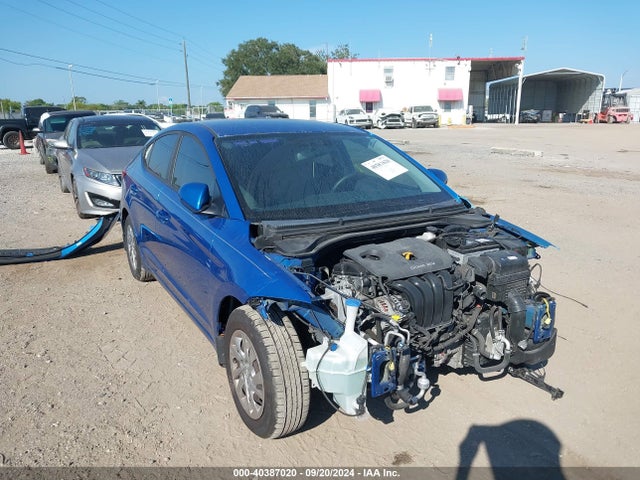 Hyundai ELANTRA SE 2018 KMHD74LF2JU657344 Image 1