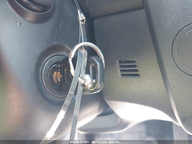 Honda FIT LX 2019 3HGGK5H48KM745271 Image 11