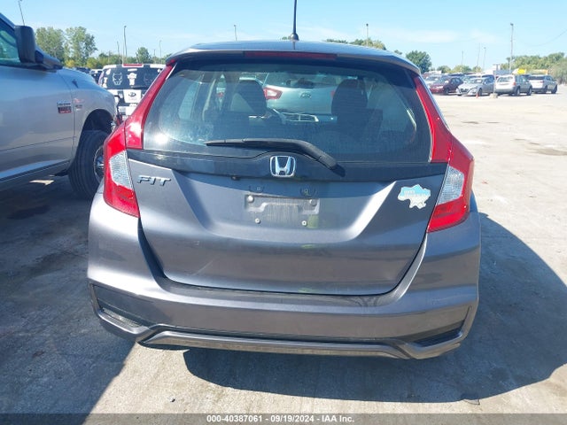 Honda FIT LX 2019 3HGGK5H48KM745271 Image 17