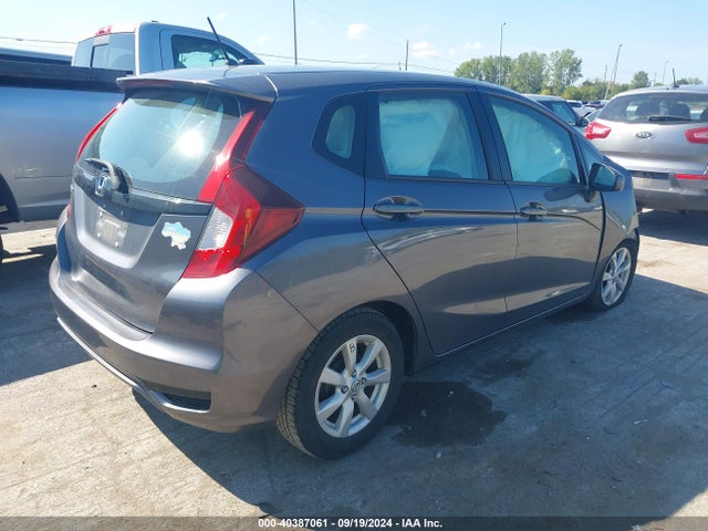 Honda FIT LX 2019 3HGGK5H48KM745271 Image 4