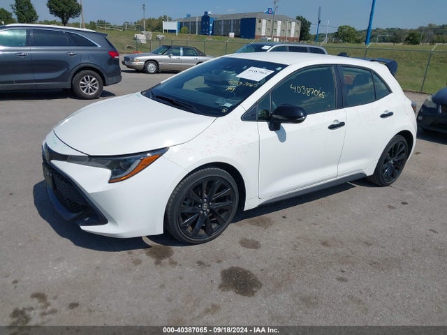 Toyota Corolla Se Nightshade Edition 2021 JTND4MBE0M3112285 Image 2