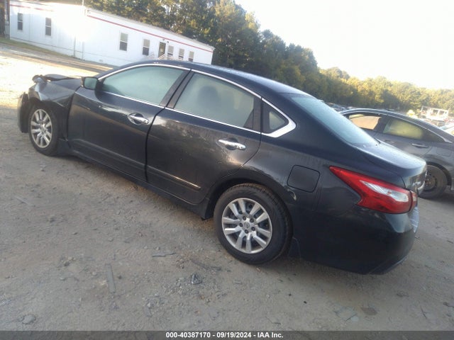 Nissan Altima 2.5 S 2016 1N4AL3AP5GC245934 Image 3