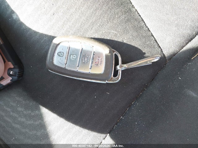 Hyundai Elantra Value Edition 2016 5NPDH4AE6GH727068 Image 11