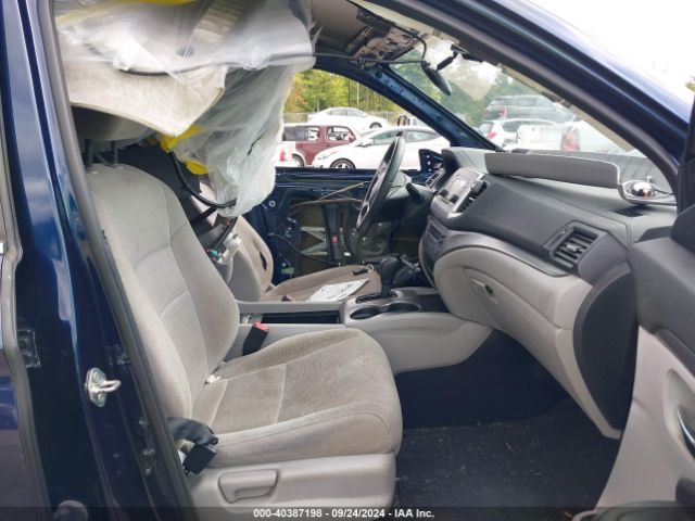 5FNYF6H18KB088138 Honda PILOT LX