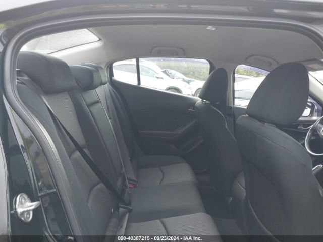 JM1BM1U79G1314079 Mazda Mazda3 I Sport