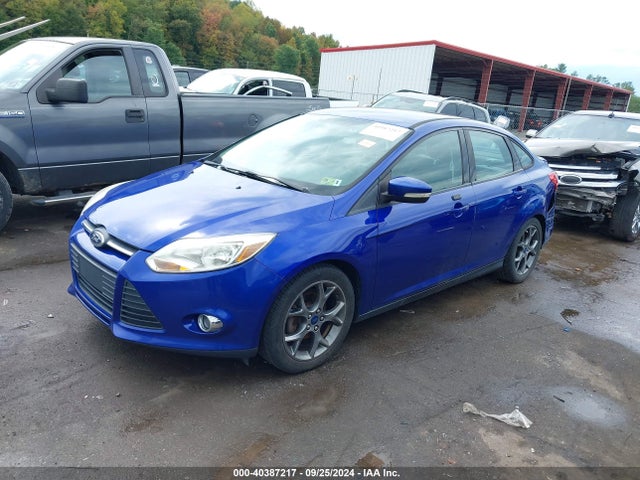 Ford FOCUS SE 2014 1FADP3F27EL193685 Image 2