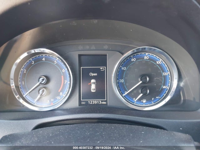 Toyota COROLLA SE 2017 2T1BURHE0HC844557 Image 7