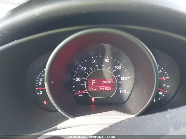 KIA Soul 2018 KNDJN2A26J7512002 Image 7