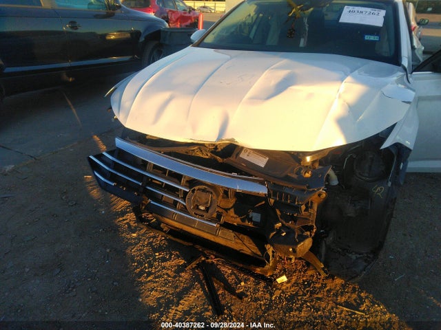 3VWE57BU0KM103027 Volkswagen Jetta 1.4t Sel
