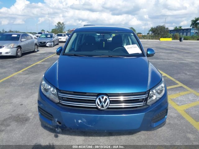 WVGAV7AXXHK049969 Volkswagen Tiguan 2.0t/2.0t S
