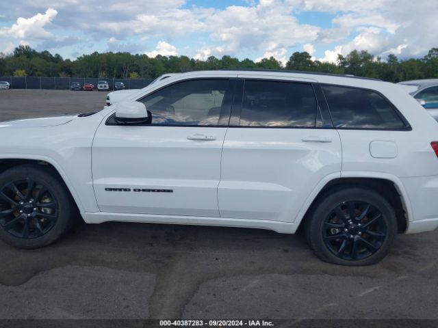 1C4RJEAG4JC455169 Jeep Grand Cherokee Altitude 4x2
