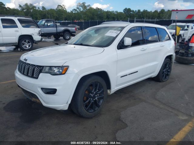 1C4RJEAG4JC455169 Jeep Grand Cherokee Altitude 4x2