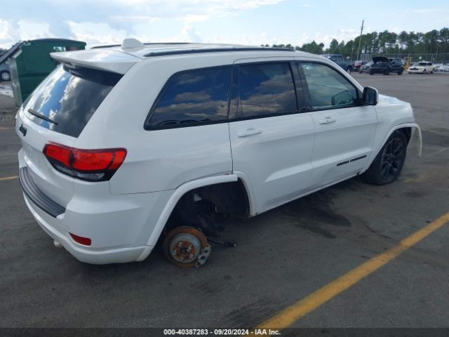 1C4RJEAG4JC455169 Jeep Grand Cherokee Altitude 4x2