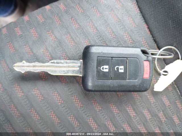 2017 MITSUBISHI OUTLANDER SPORT JA4AP3AU4HZ066622 Photo 10