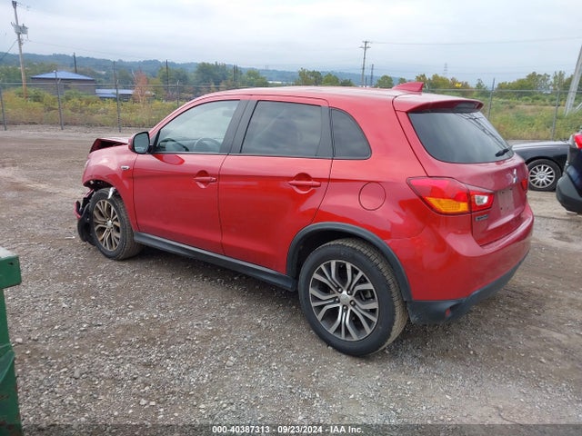 2017 MITSUBISHI OUTLANDER SPORT JA4AP3AU4HZ066622 Photo 2