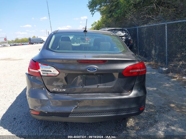 Ford FOCUS S 2016 1FADP3E27GL261889 Image 16