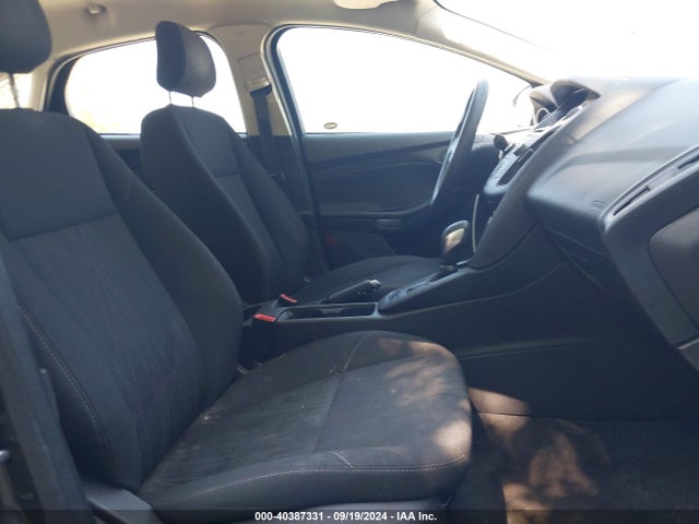 Ford FOCUS S 2016 1FADP3E27GL261889 Image 5