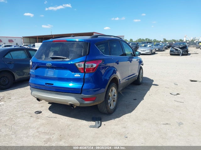 Ford ESCAPE SE 2018 1FMCU0GD6JUA09026 Image 4
