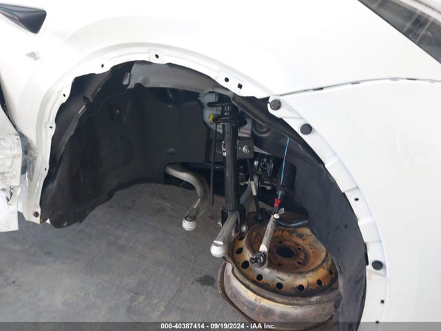 2024 TESLA MODEL Y 7SAYGDED3RF115792 Photo 5