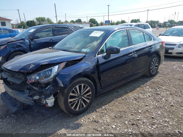4S3BNAC66J3035710 Subaru Legacy Premium