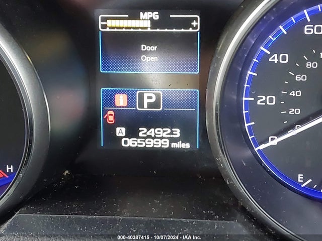 4S3BNAC66J3035710 Subaru Legacy Premium