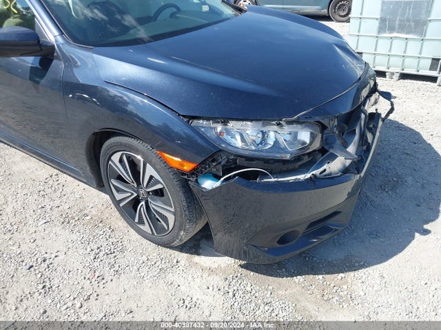 Honda Civic Ex-t 2018 JHMFC1F38JX000926 Image 19