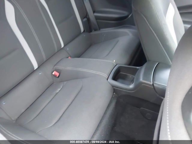 Chevrolet Camaro 1lt 2018 1G1FB1RS5J0133118 Image 8