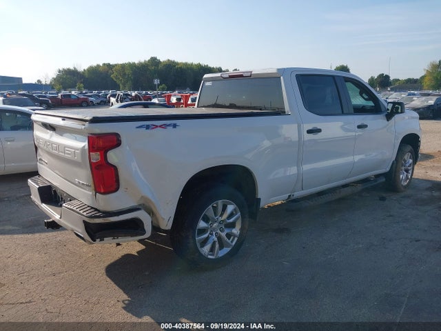 Chevrolet Silverado 1500 Custom 2019 1GCUYBEF3KZ429019 Image 4