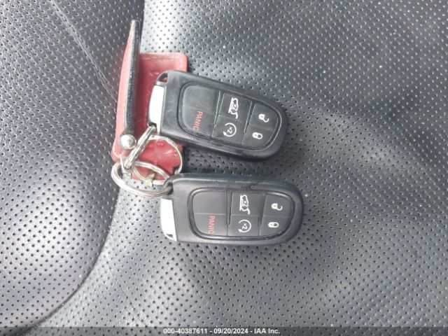 1C4PJMDX8KD359618 Jeep Cherokee Limited 4x4