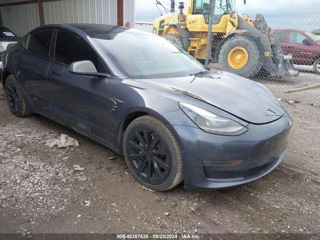 2022 TESLA MODEL 3 5YJ3E1EB1NF211005 Photo 0