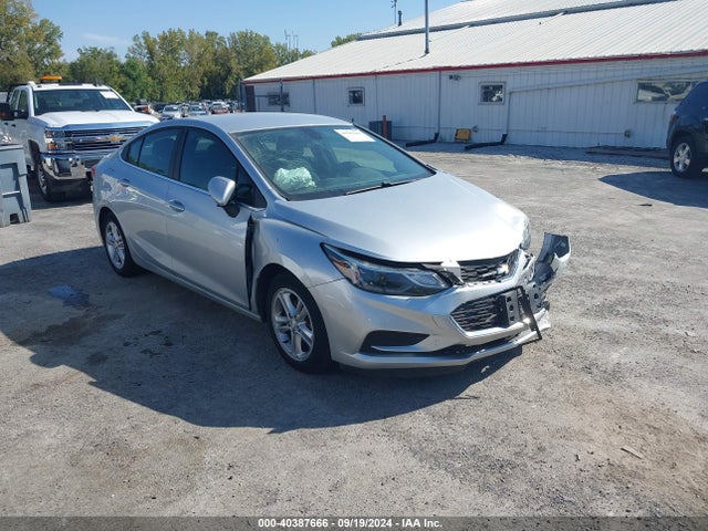 Chevrolet Cruze Lt Auto 2018 1G1BE5SM9J7136362 Image 1