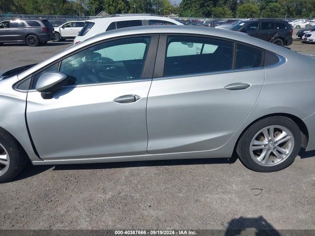 Chevrolet Cruze Lt Auto 2018 1G1BE5SM9J7136362 Image 14