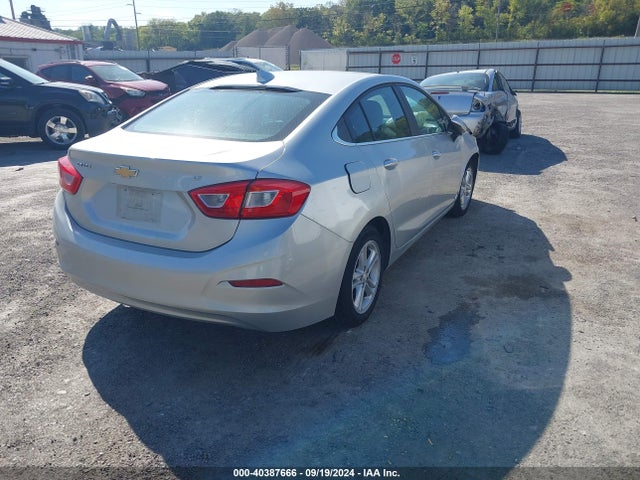 Chevrolet Cruze Lt Auto 2018 1G1BE5SM9J7136362 Image 4