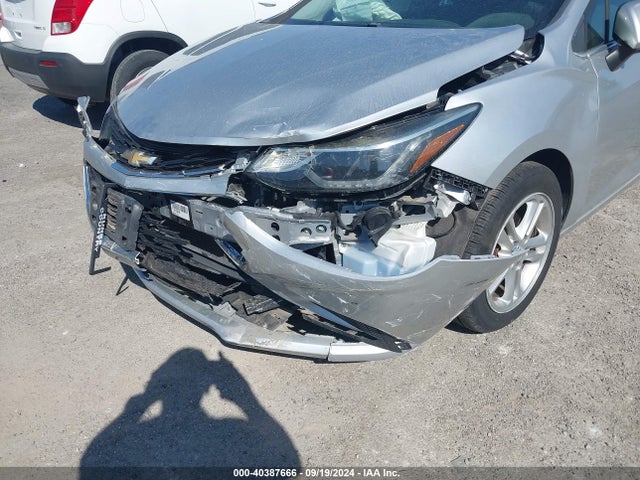 Chevrolet Cruze Lt Auto 2018 1G1BE5SM9J7136362 Image 6