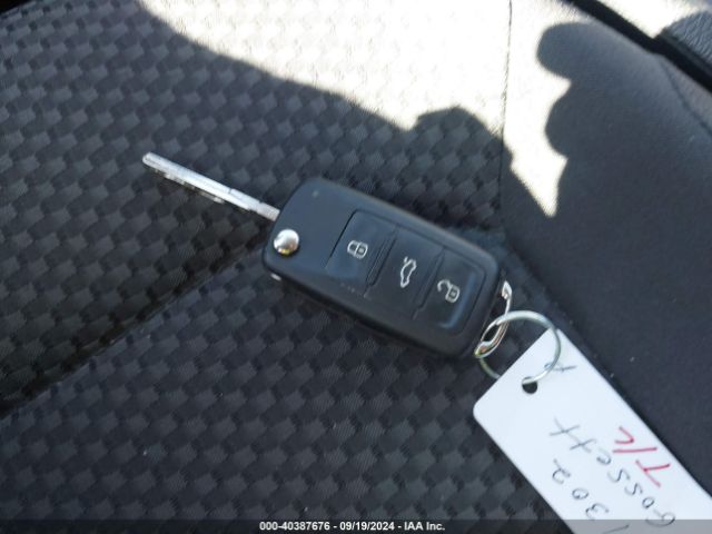 1VWAP7A39EC024544 Volkswagen Passat 2.5l S