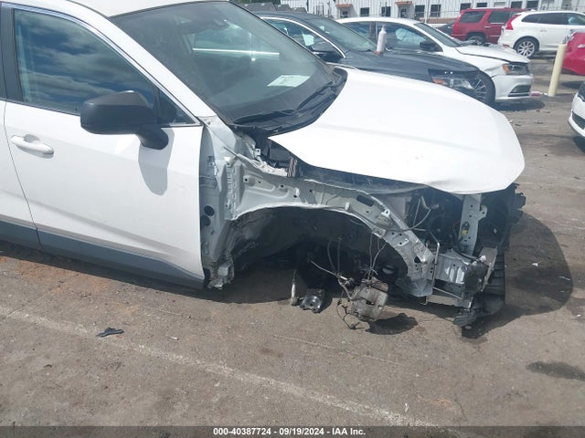 Toyota RAV4 LE 2022 2T3H1RFV7NC188382 Image 18