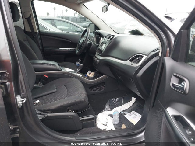 Dodge JOURNEY SE 2017 3C4PDCAB4HT554662 Image 5