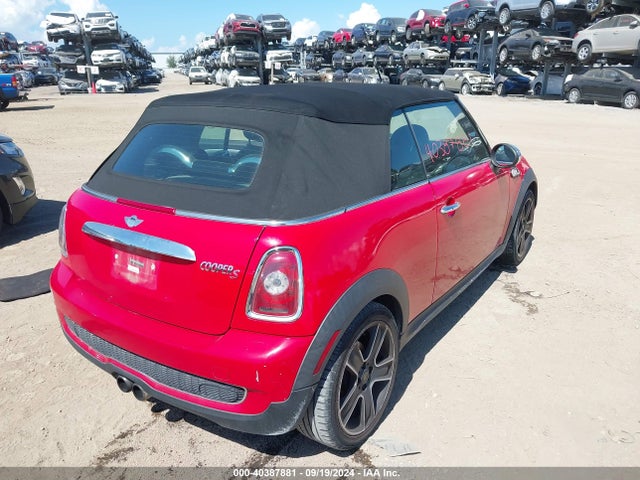 2010 MINI COOPER S WMWMS3C53ATY09333 Photo 3