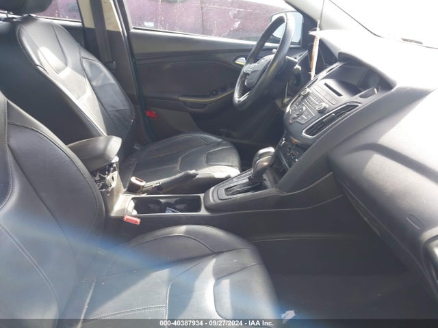 Ford FOCUS SE 2016 1FADP3F22GL309717 Image 5