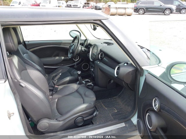 2012 MINI COOPER S WMWSV3C56CTY26094 Photo 4